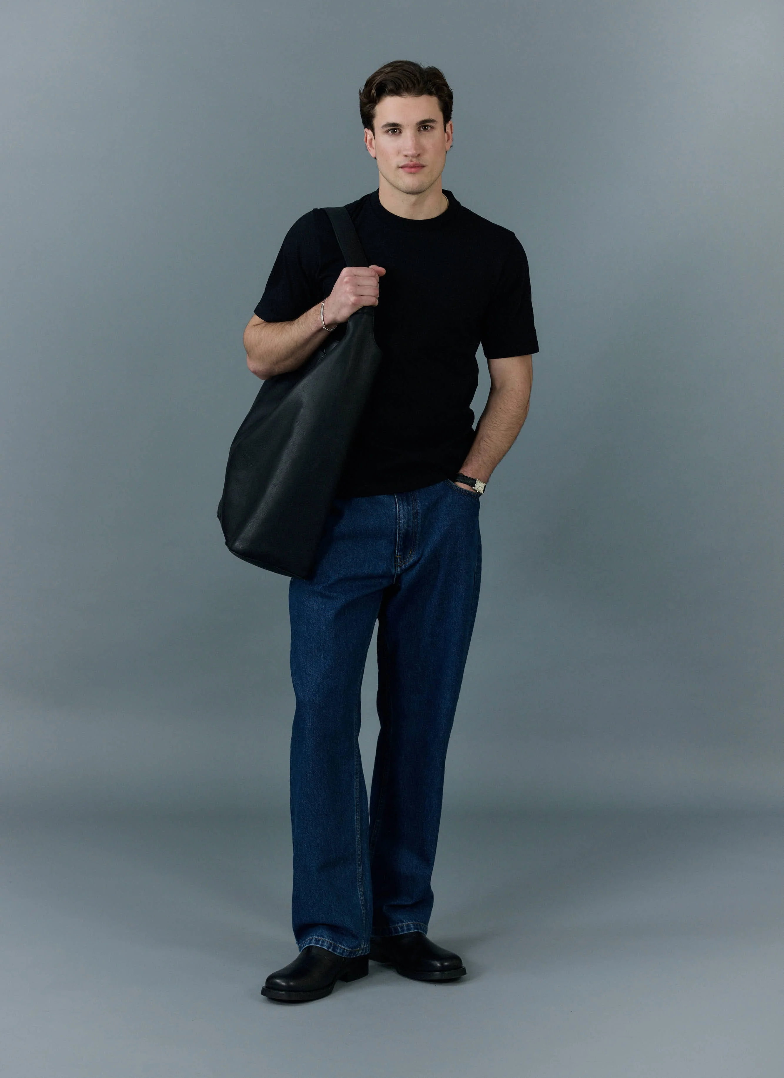 Cropped Regular Fit T Shirt | Organic Cotton | Black - Image 4
