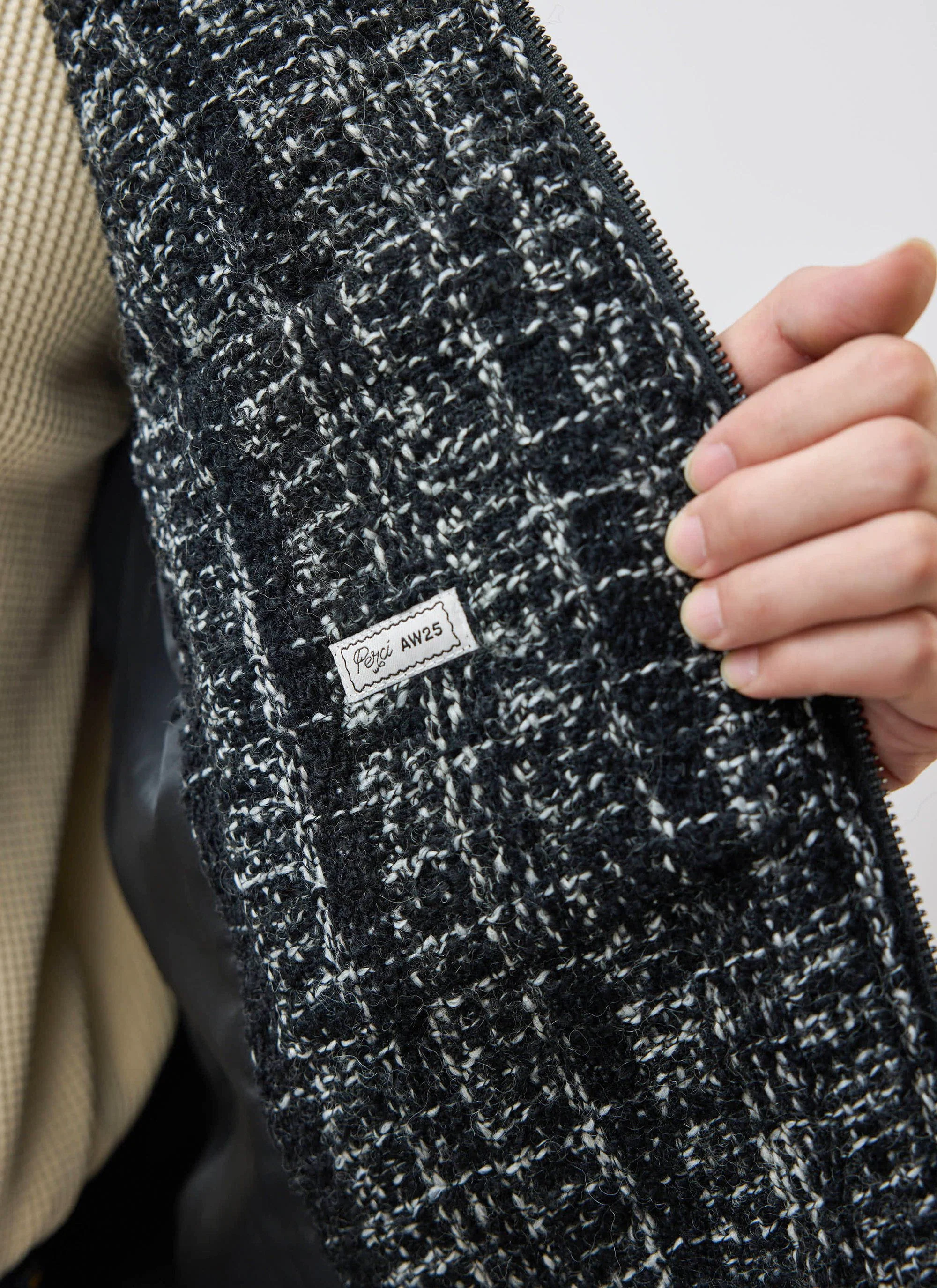 Ingegno Zip Wool Boxy Jacket | Black - Image 5