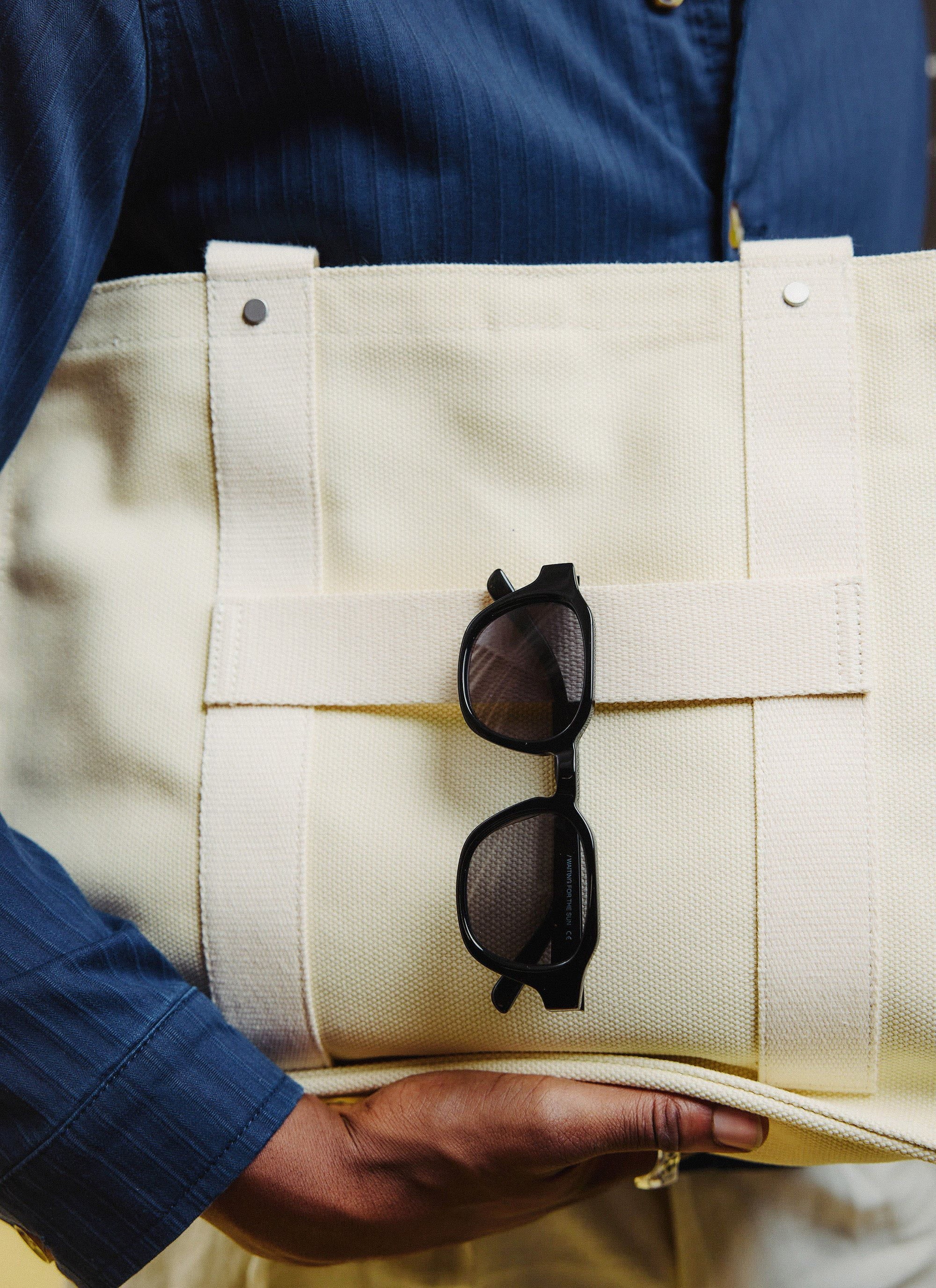 P001-E2 Black Sunglasses | Black Polarized Lenses - Image 4