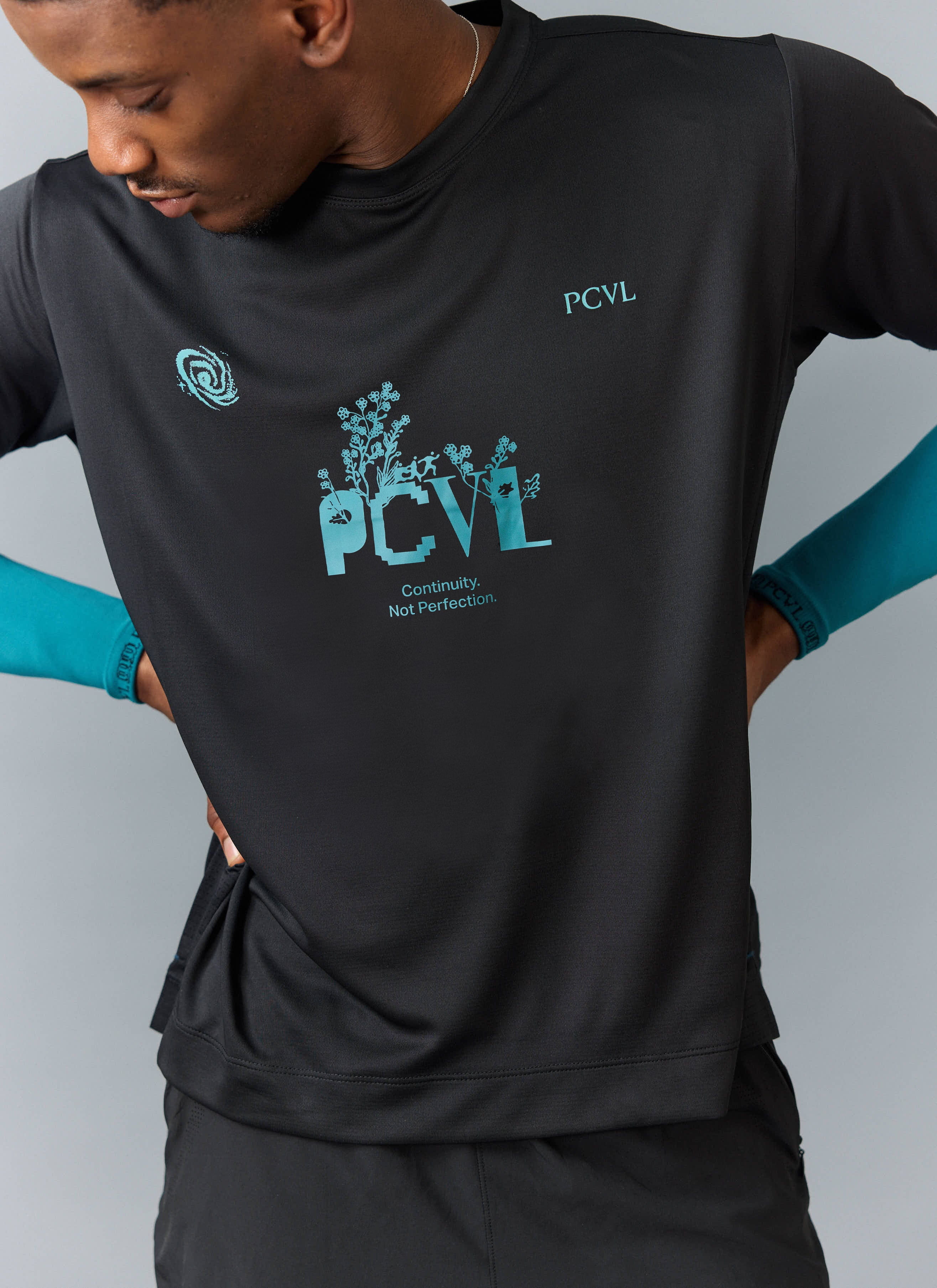 PCVL Graphic Printed Performance Top | Black - Image 2