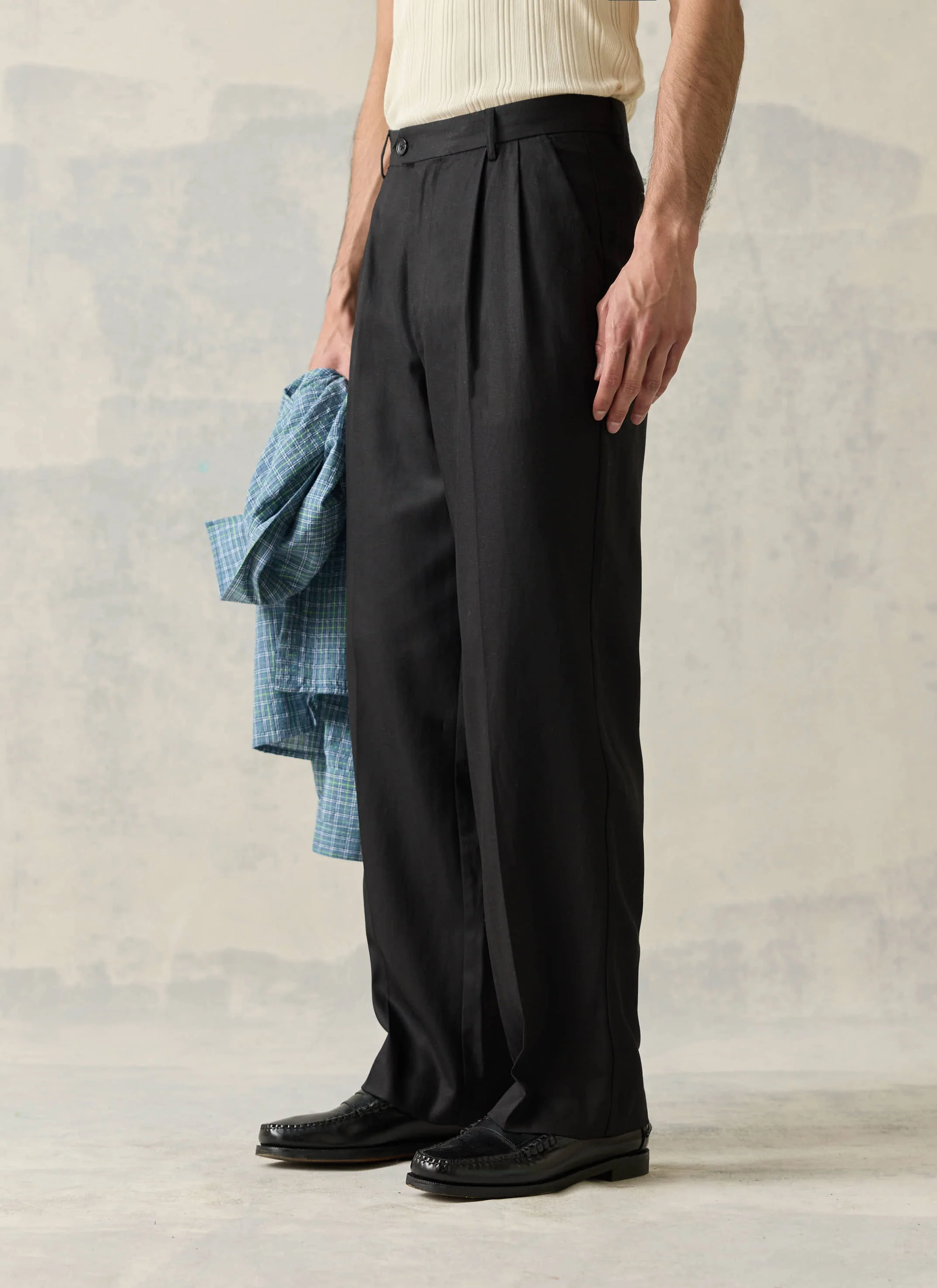 Double Pleated Leg Trousers | Lyocell | Black - Image 3