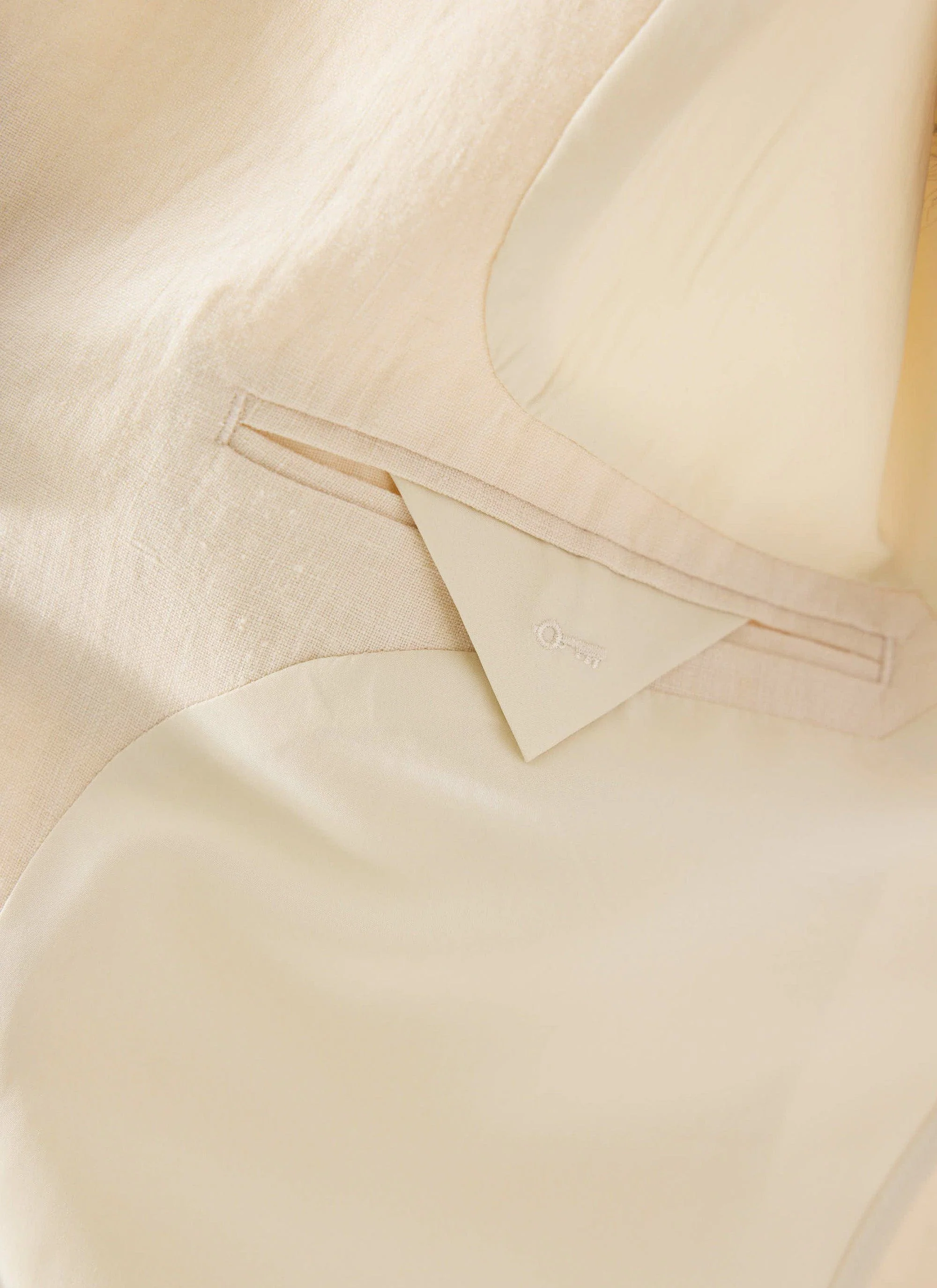 Relaxed Linen Overshirt | Cream - Image 7