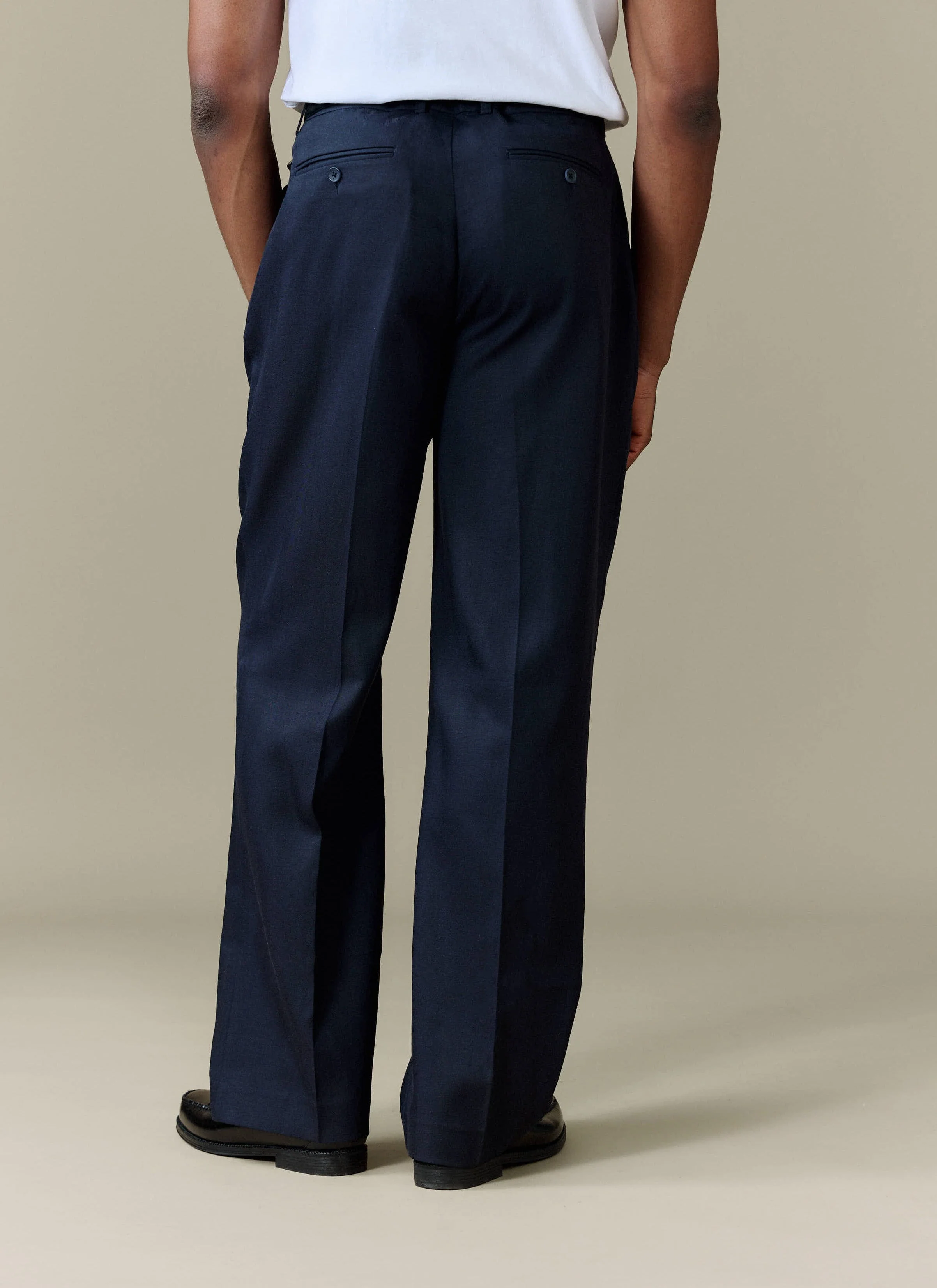 Pleated Leg Trousers | Lyocell | Navy - Image 11