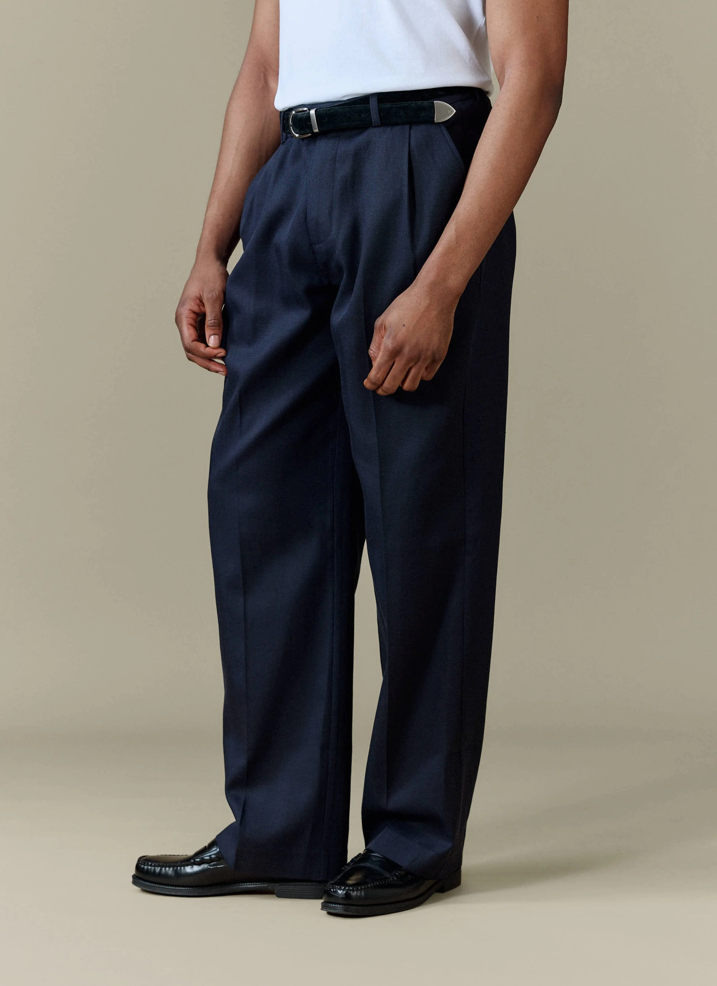 Pleated Leg Trousers | Lyocell | Navy - Image 8