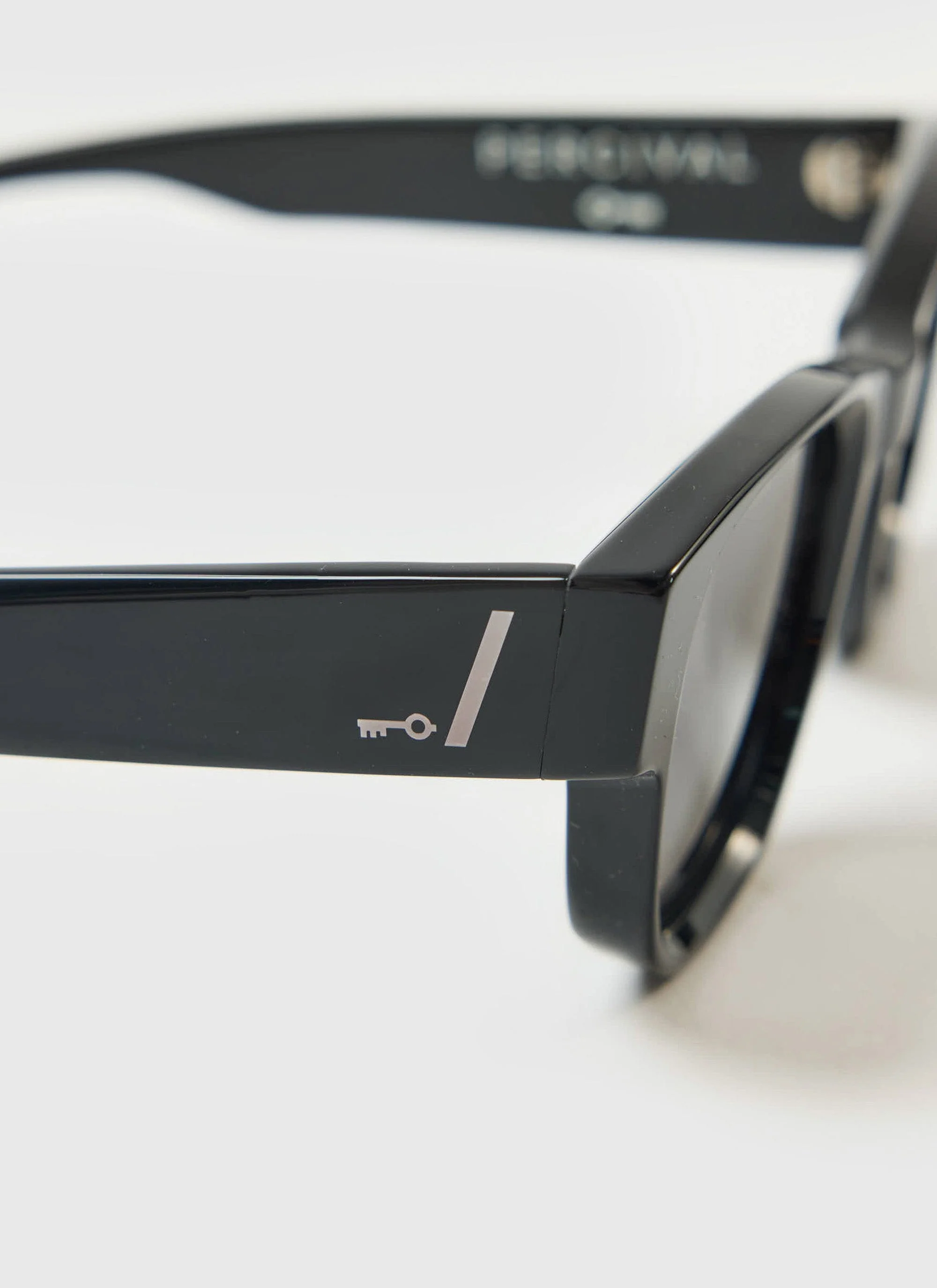 Classic Sunglasses | WFTS x Percival | Black Polarized Lenses - Image 3